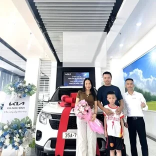 Kia Ninh Bình - Tư vấn phiên bản và màu xe tại Yên Khánh.